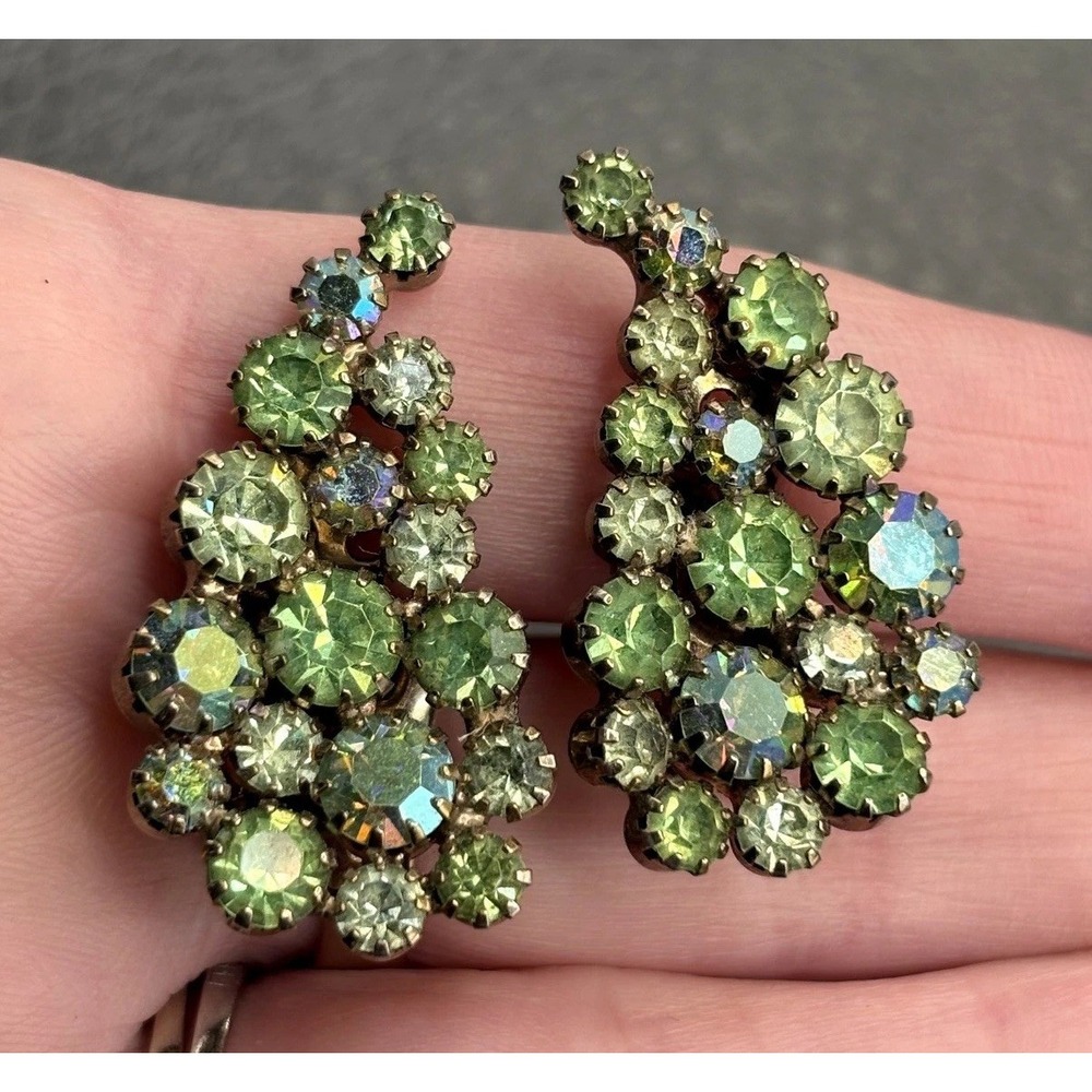 Vintage Green Aurora Borealis AB Rhinestone Cluster Drop Clip Earrings Gold Tone